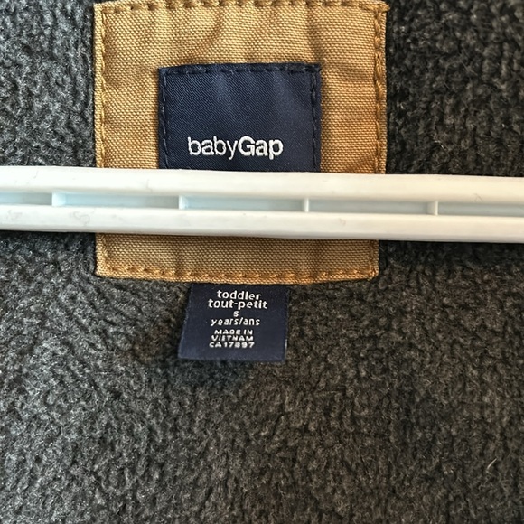 Kids Gap Winter Jacket 5T - Picture 4 of 4